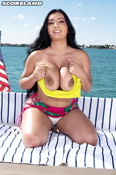 Scoreland A Day On The Bay With Selena Adams Big Tits sex pics