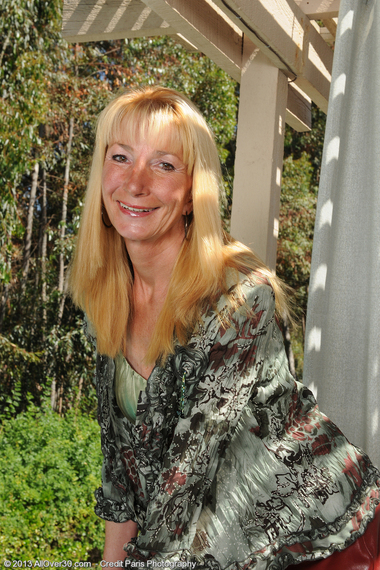 AllOver30 Mature Pictures Featuring 57 Year Old Pam From AllOver30 mature sex pics