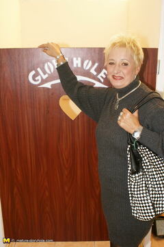 Granny loves whats peeping through the gloryhole