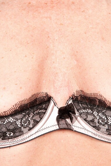 40SomethingMag Donna Davidson mature nude pics